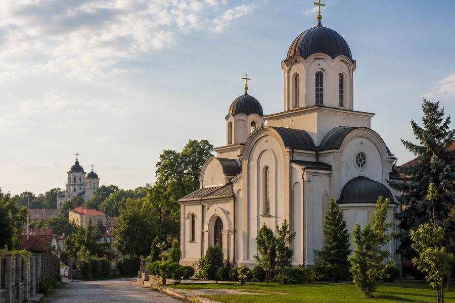 Pravoslavne crkve u Malom i Velikom Mokrom Lugu na Zvezdari